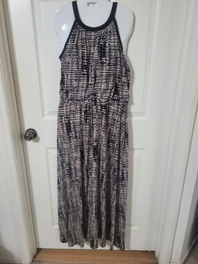 Calvin Klein Black and Cream Patterned Halter Maxi Dress